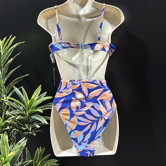 Cupshe High Waist ruffle trim,removable pads bralette top,adjustable straps - Picture 3 of 13